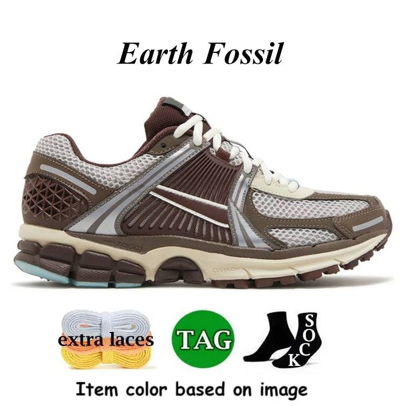 Men Women Vomero 5 Running Shoes Designer Sneakers Supersonic Dark Grey Photon Dust Metallic Sier 520 Pack Pink Foam Hot Punch Flat Platform Sports Trainers 36-45