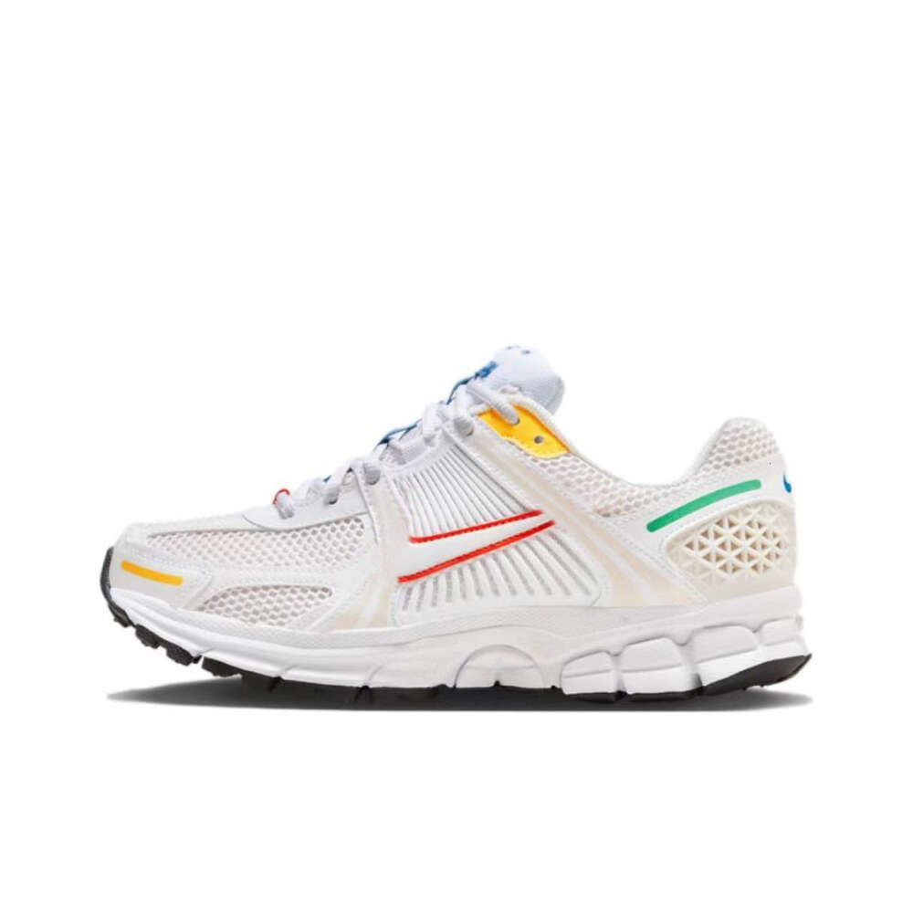 Men Women Vomero 5 Running Shoes Designer Sneakers Supersonic Dark Grey Photon Dust Metallic Sier 520 Pack Pink Foam Hot Punch Flat Platform Sports Trainers 36-45