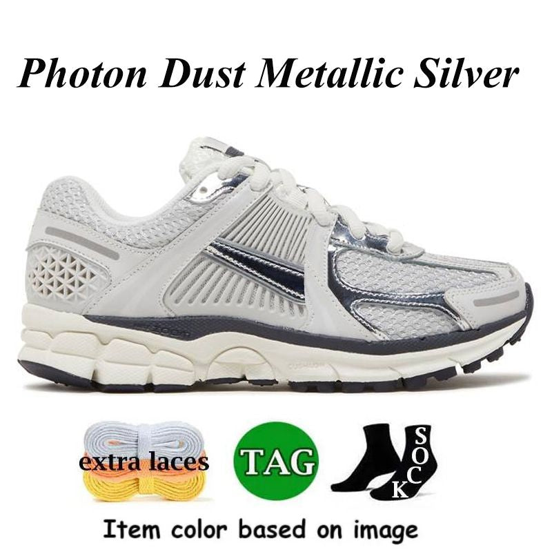 Men Women Vomero 5 Running Shoes Designer Sneakers Supersonic Dark Grey Photon Dust Metallic Sier 520 Pack Pink Foam Hot Punch Flat Platform Sports Trainers 36-45